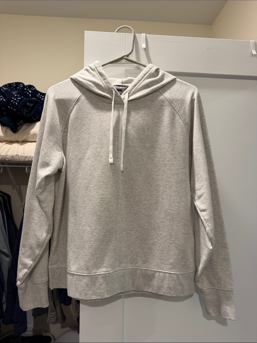 Women’s Eddie Bauer Light Gray Hooded Pullover Sweatshirt Size S
